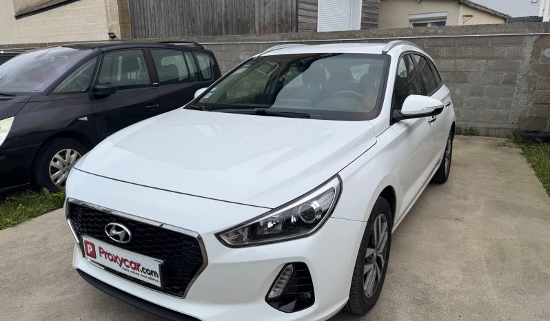 HYUNDAI I30 CW 1.6 CRDI 110cv Business Blanc Diesel complet