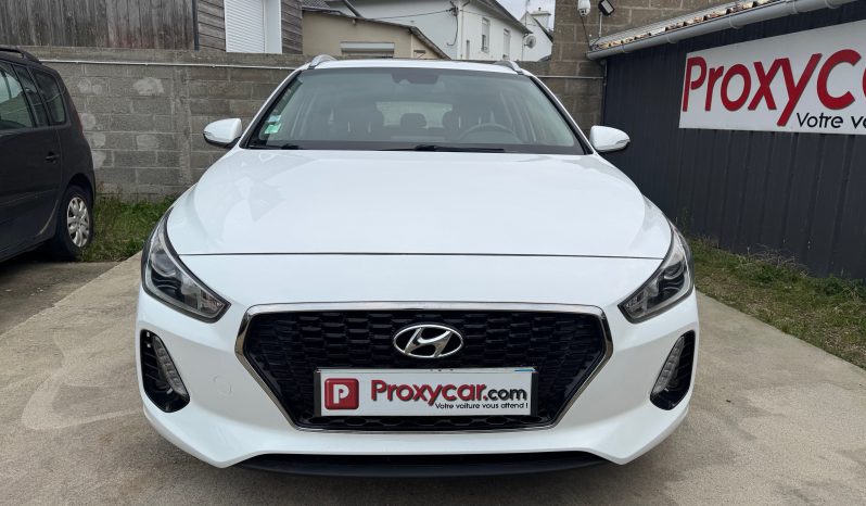 HYUNDAI I30 CW 1.6 CRDI 110cv Business Blanc Diesel complet