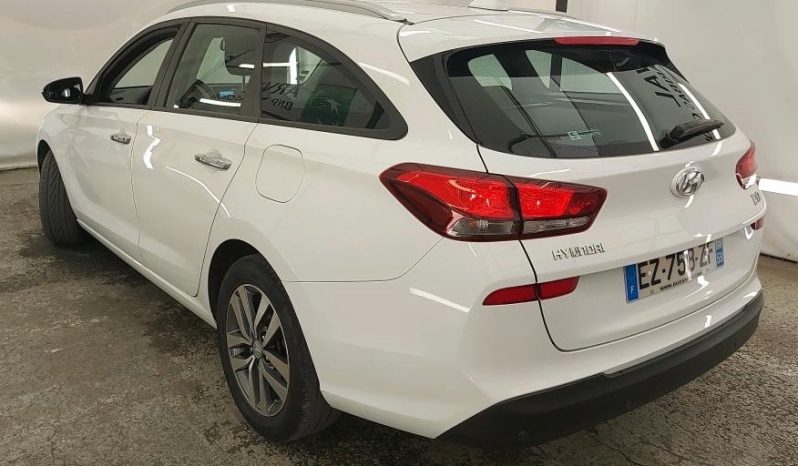 HYUNDAI I30 CW 1.6 CRDI 110cv Business Blanc complet