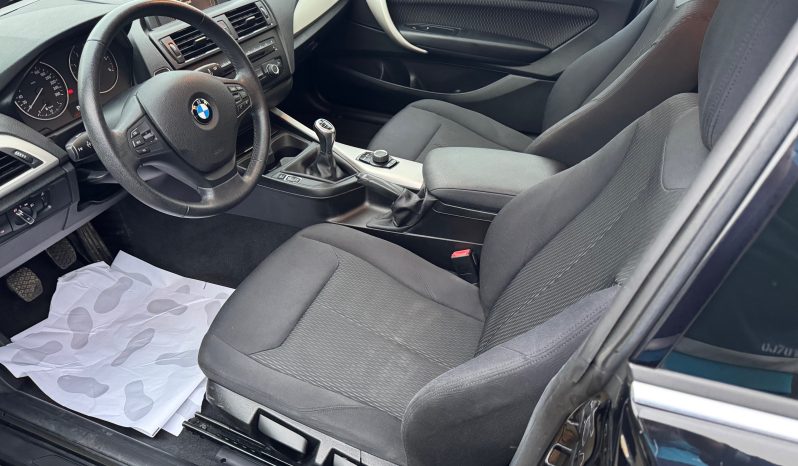 BMW Serie 1 118D Lounge xDrive boite manuelle Noire 3 Portes Toit ouvrant 144000 Km complet