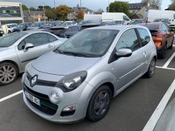 RENAULT TWINGO II ZEN 1.2 16V 75cv gris clair 44100 Km 2013